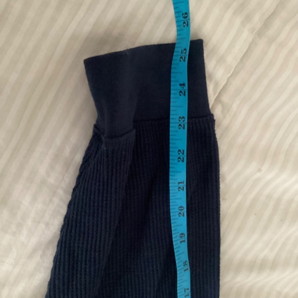 Men’s navy blue Henley by Stanley, extra large new without tags extra button - Picture 6 of 10